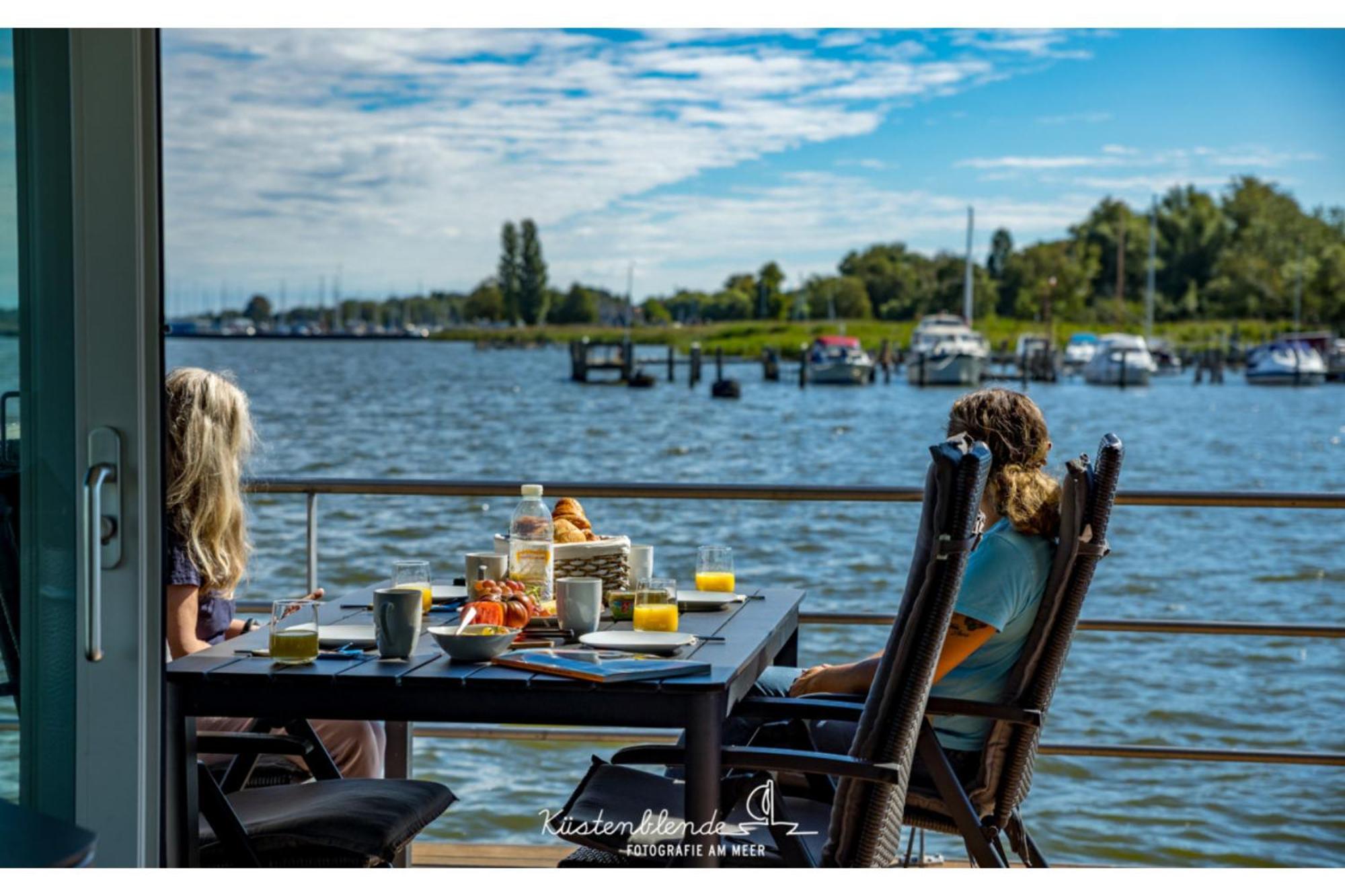 Ostsee Hausboot - Arielle Lp15 Villa Рибниц-Дамгартен Екстериор снимка