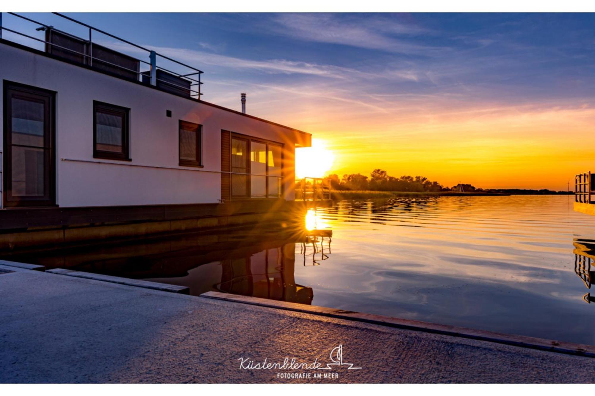 Ostsee Hausboot - Arielle Lp15 Villa Рибниц-Дамгартен Екстериор снимка